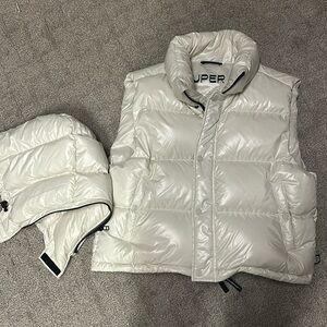 Aritzia Super Puff Vest